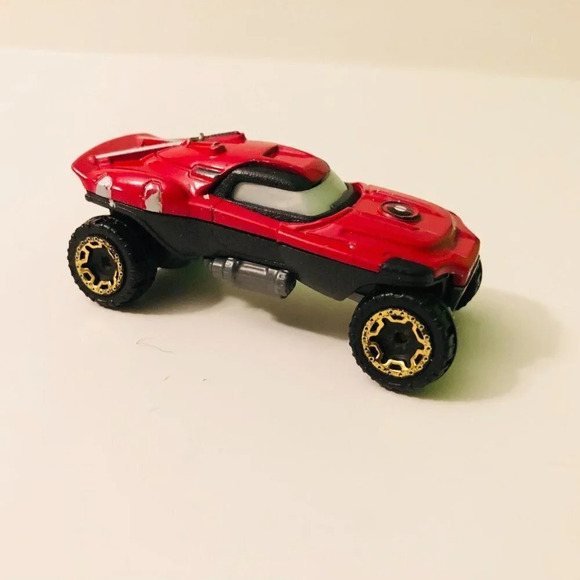 Hot Wheels MOTU Phantastique  Skeletor Diecast and Marvel Deadpool Character Car - Picture 11 of 16